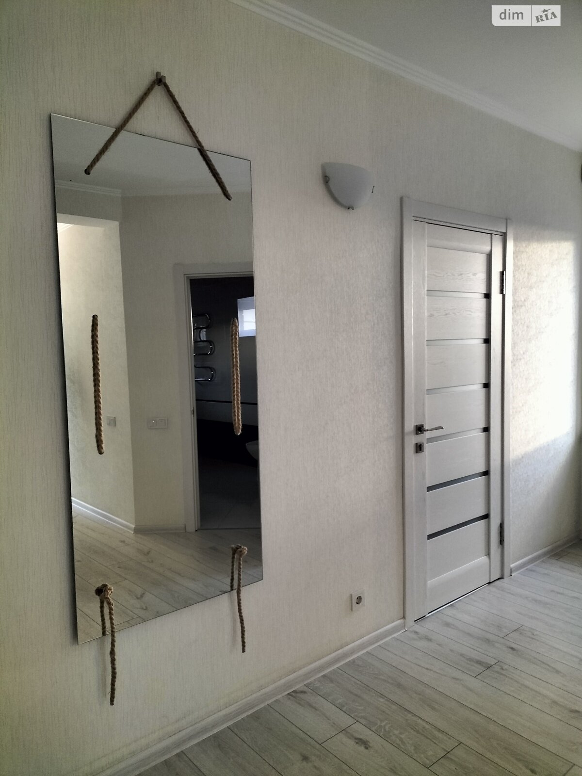 двоповерховий будинок з гаражем, 200 кв. м, цегла. Здається помісячно в Черкасах, в районі Район Д фото 1 двопроверховий будинок з гаражем, 200 кв. м, цегла. Здається помісячно в Черкасах, в районі Район Д фото 1