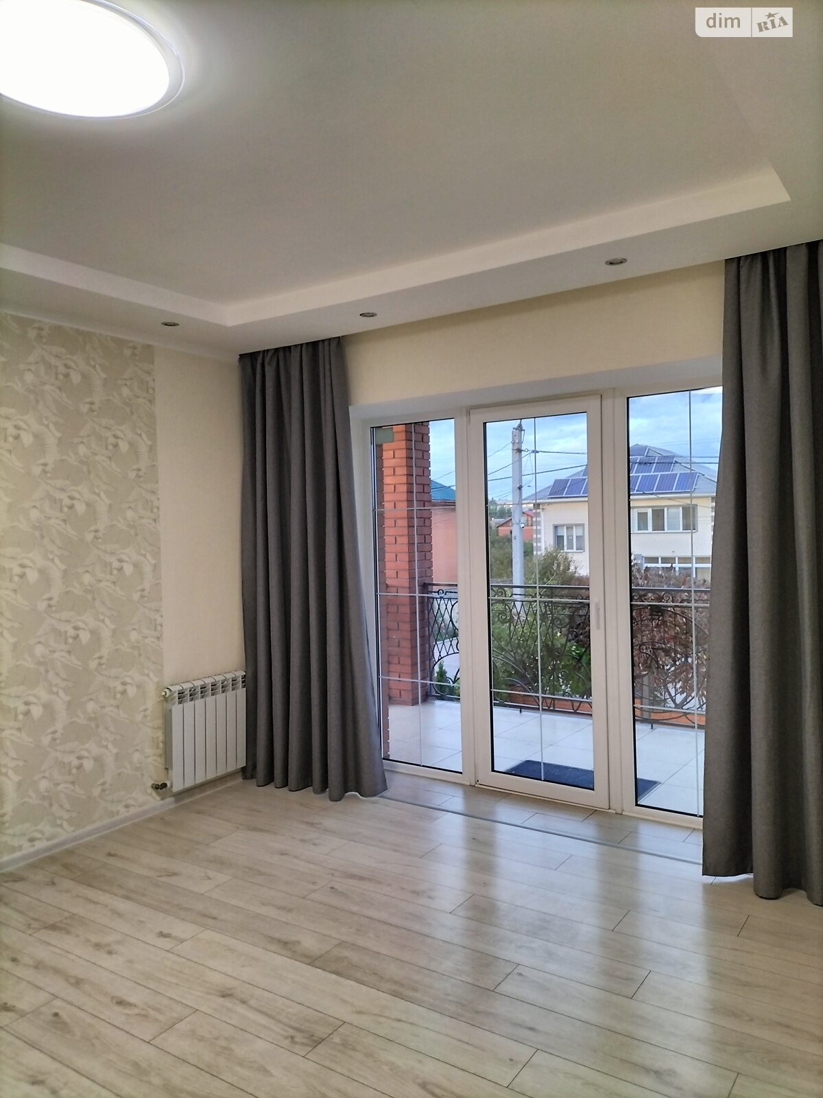 двоповерховий будинок з гаражем, 200 кв. м, цегла. Здається помісячно в Черкасах, в районі Район Д фото 1 двопроверховий будинок з гаражем, 200 кв. м, цегла. Здається помісячно в Черкасах, в районі Район Д фото 1