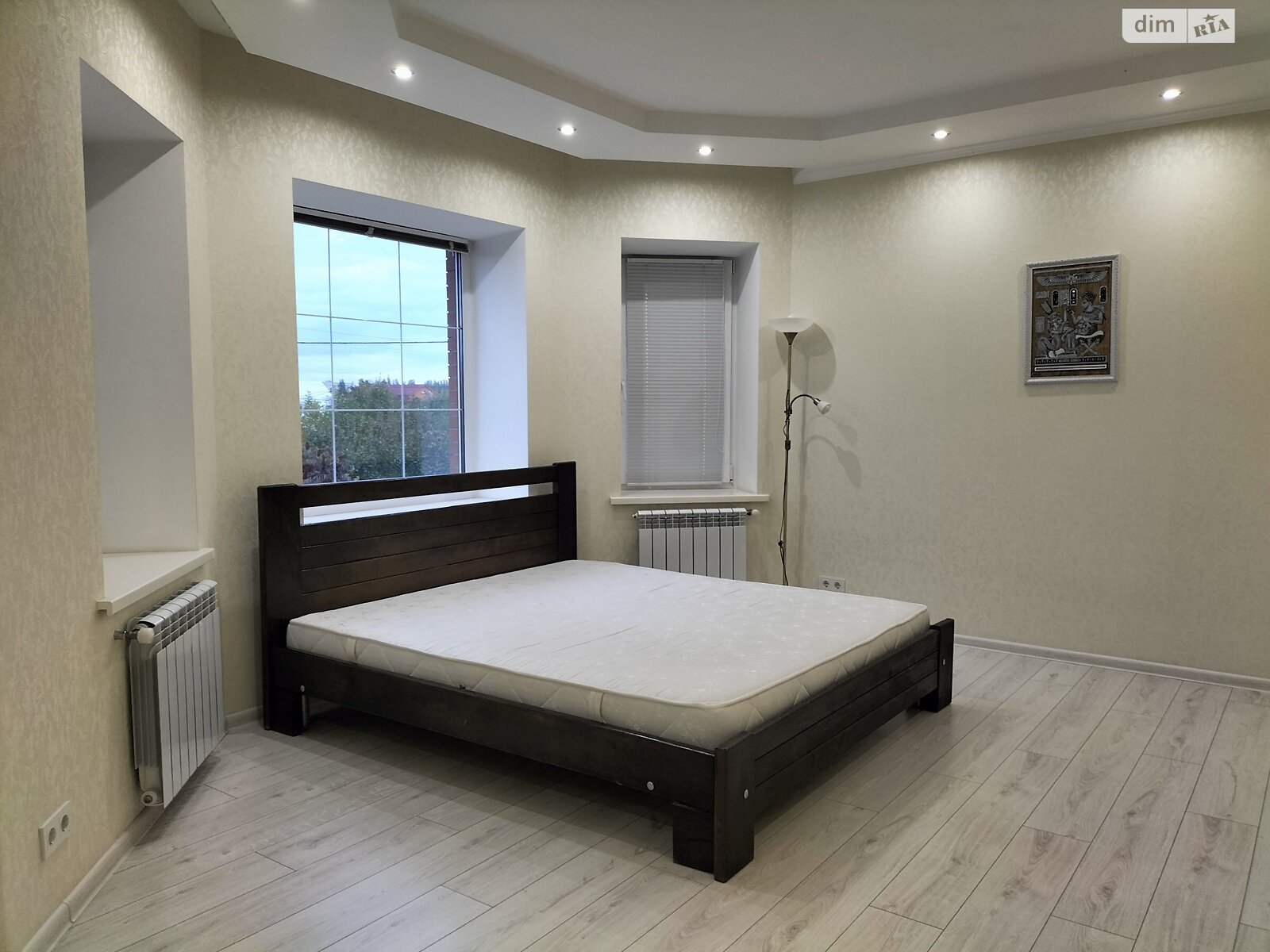 двоповерховий будинок з гаражем, 200 кв. м, цегла. Здається помісячно в Черкасах, в районі Район Д фото 1 двопроверховий будинок з гаражем, 200 кв. м, цегла. Здається помісячно в Черкасах, в районі Район Д фото 1