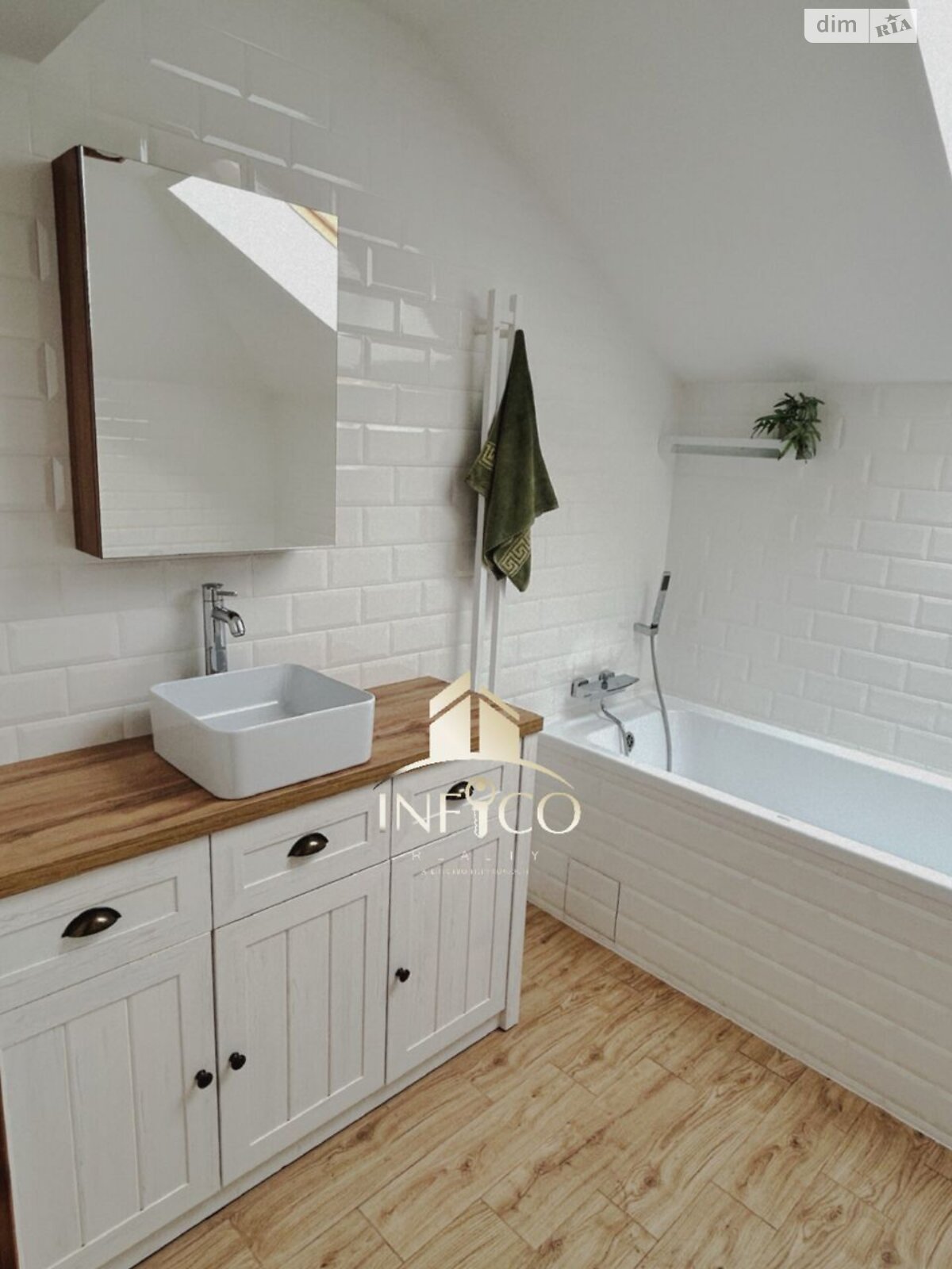 двопроверховий будинок, 80 кв. м, цегла. Здається помісячно в Черкасах, в районі Соснівський фото 1