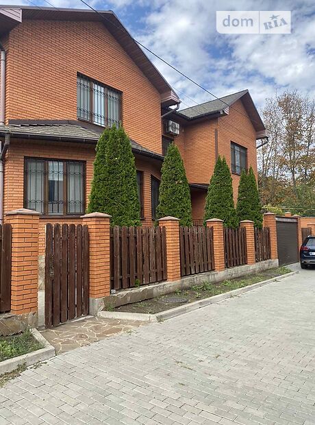 одноэтажный дом с гаражом, 200 кв. м, кирпич. Сдается помесячно в Черноморске, в районе Молодежное фото 1 одноэтажный дом с гаражом, 200 кв. м, кирпич. Сдается помесячно в Черноморске, в районе Молодежное фото 1
