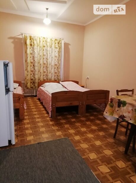 трехэтажный дом с мебелью, 350 кв. м, кирпич. Сдается помесячно в Черноморске, в районе Молодежное фото 1 трехэтажный дом с мебелью, 350 кв. м, кирпич. Сдается помесячно в Черноморске, в районе Молодежное фото 1