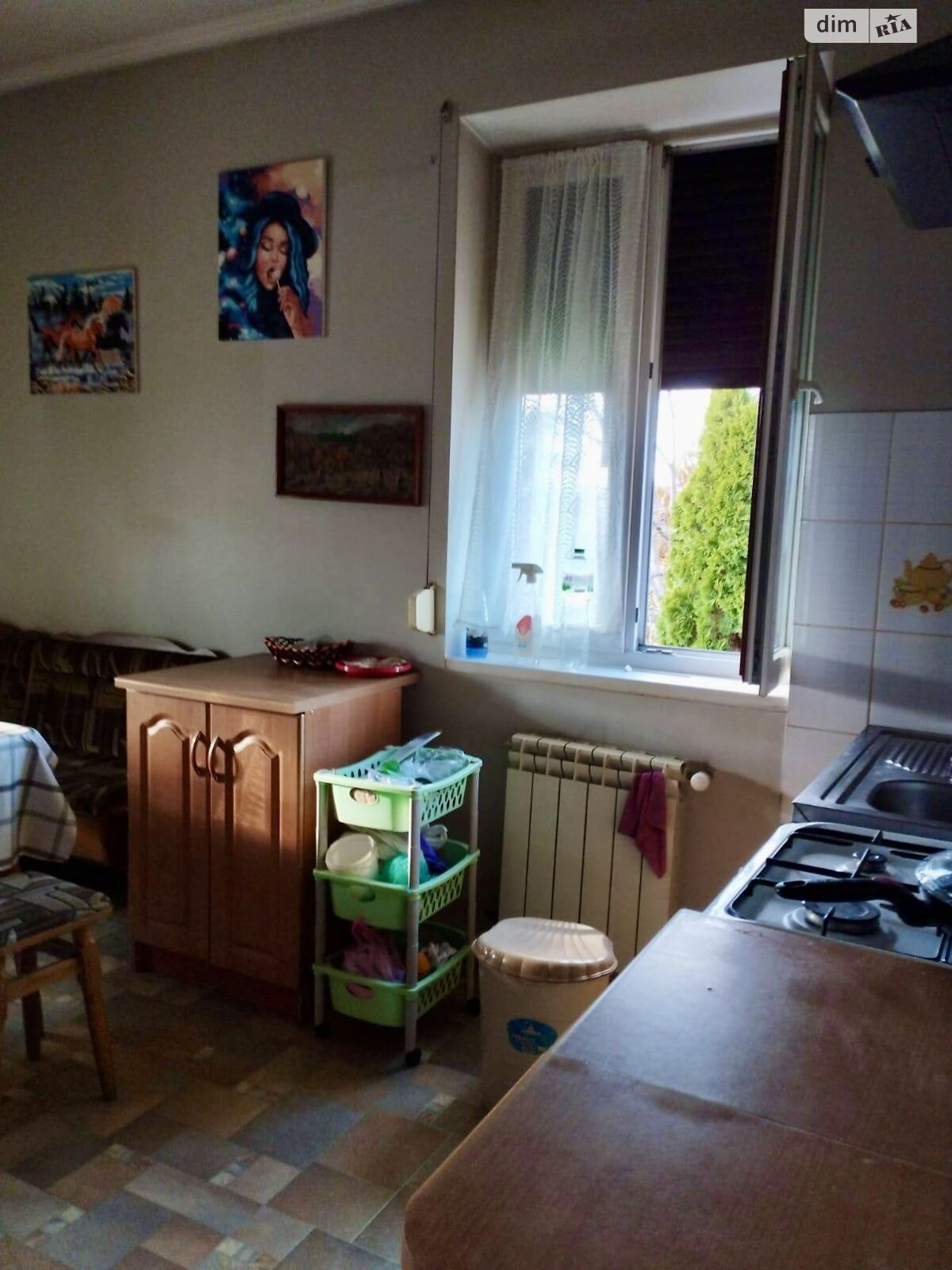 одноэтажный дом, 90 кв. м, кирпич. Сдается помесячно в Черновцах фото 1 одноэтажный дом, 90 кв. м, кирпич. Сдается помесячно в Черновцах фото 1