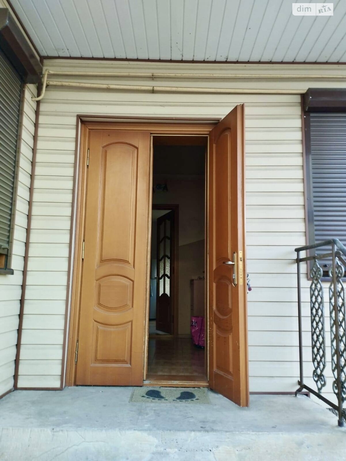 одноэтажный дом, 90 кв. м, кирпич. Сдается помесячно в Черновцах фото 1 одноэтажный дом, 90 кв. м, кирпич. Сдается помесячно в Черновцах фото 1