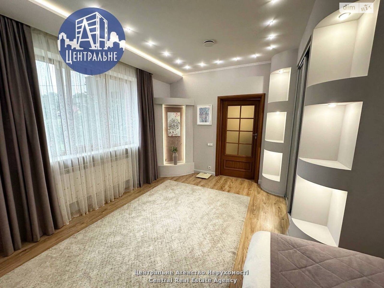 двухэтажный дом, 250 кв. м, кирпич. Сдается помесячно в Черновцах фото 1