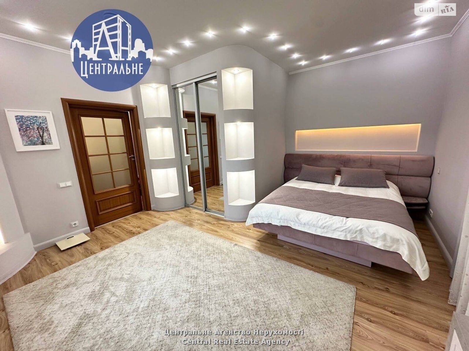 двухэтажный дом, 250 кв. м, кирпич. Сдается помесячно в Черновцах фото 1