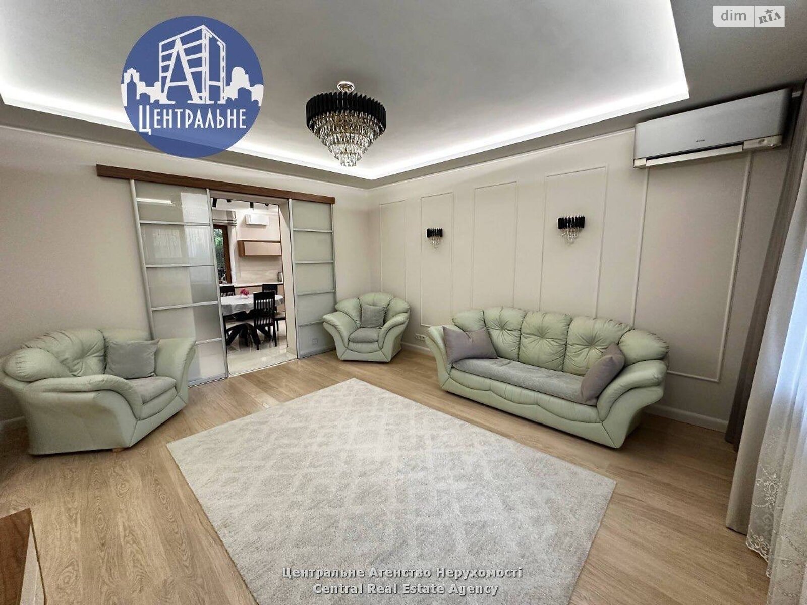 двухэтажный дом, 250 кв. м, кирпич. Сдается помесячно в Черновцах фото 1