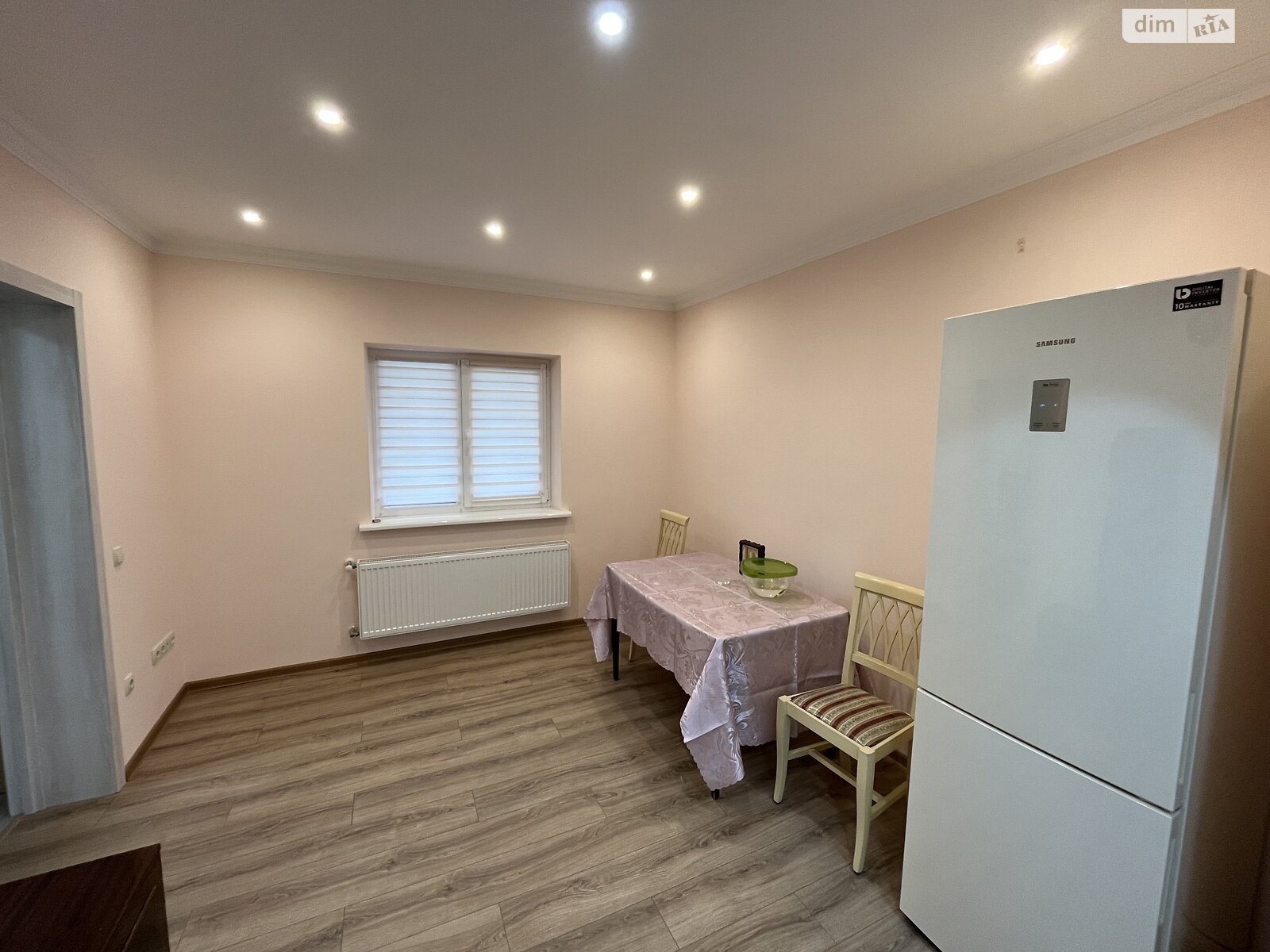 одноэтажный дом, 50 кв. м, кирпич. Сдается помесячно в Черновцах фото 1