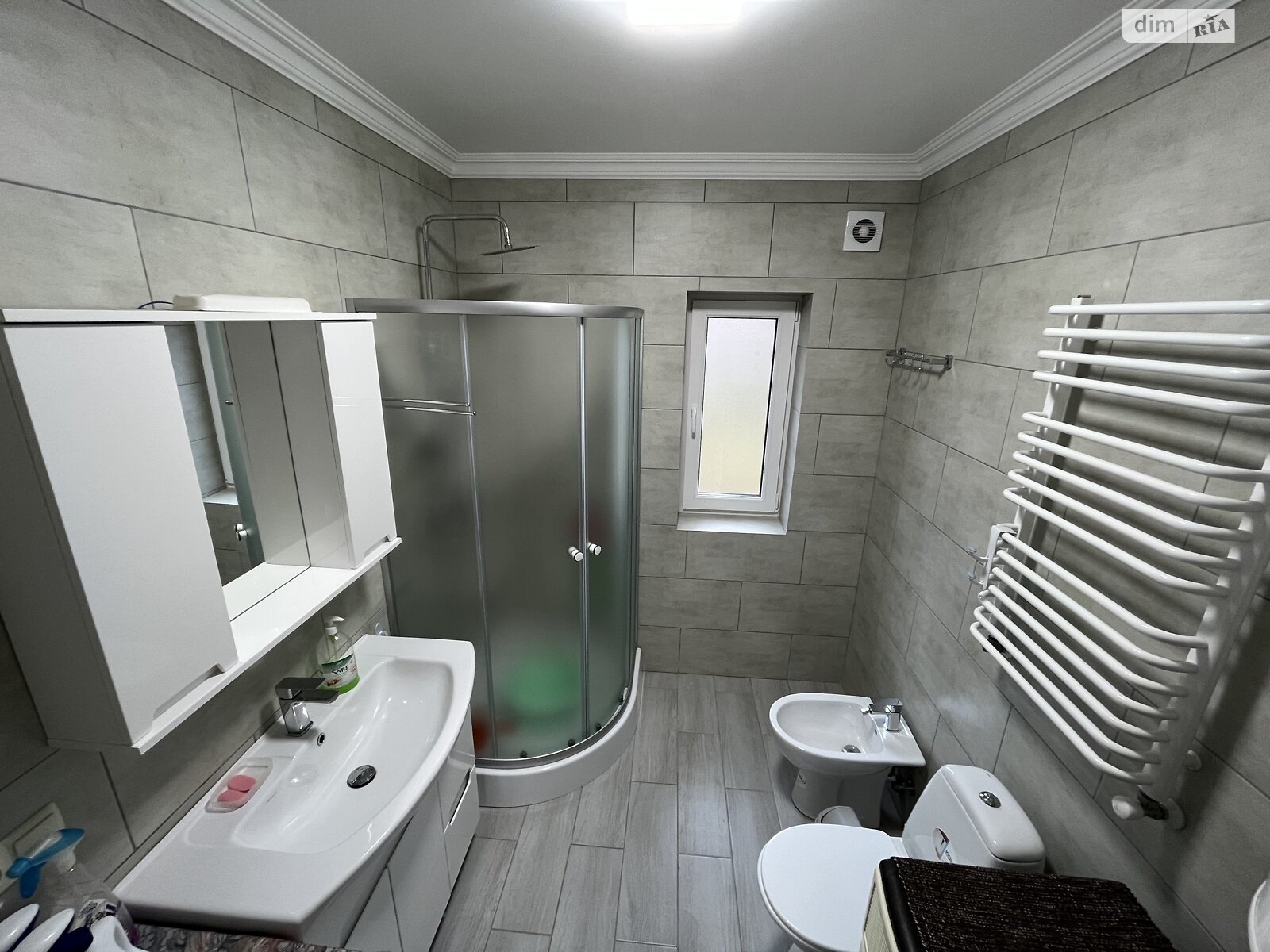 одноэтажный дом, 50 кв. м, кирпич. Сдается помесячно в Черновцах фото 1