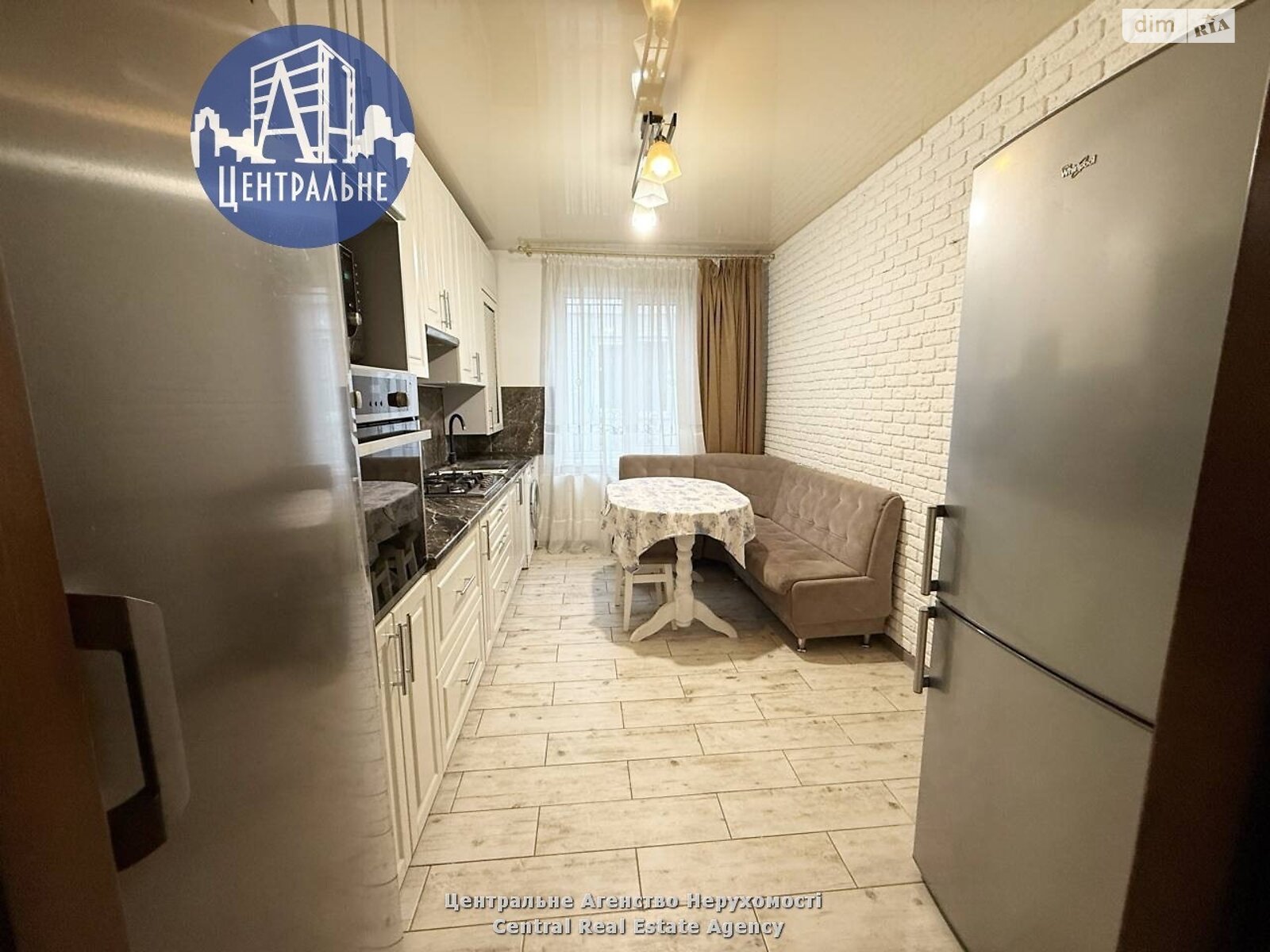 одноэтажный дом с гаражом, 85 кв. м, кирпич. Сдается помесячно в Черновцах фото 1 одноэтажный дом с гаражом, 85 кв. м, кирпич. Сдается помесячно в Черновцах фото 1