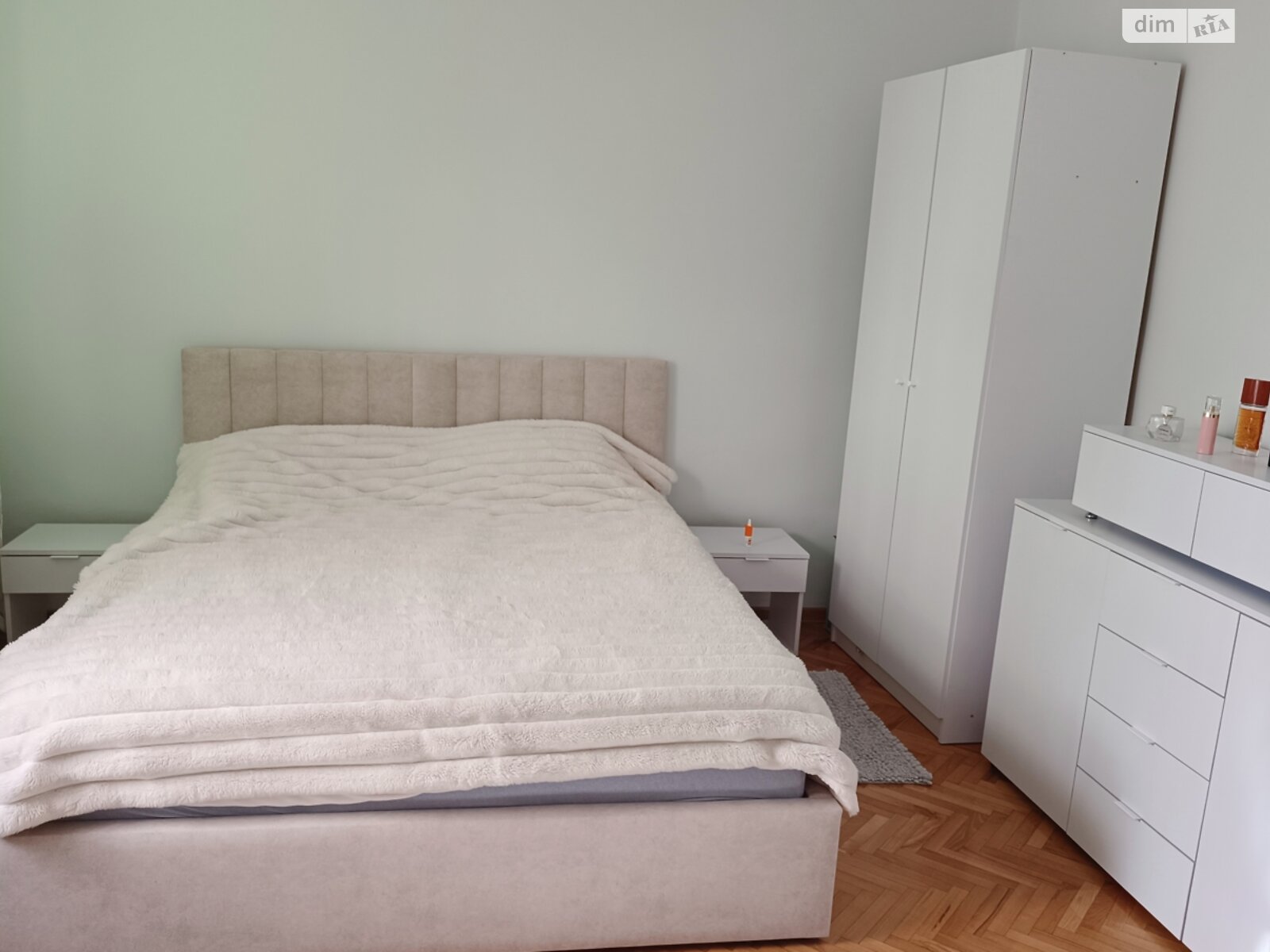 двоповерховий будинок з балконом, 200 кв. м, цегла. Здається помісячно в Чернівцях фото 1