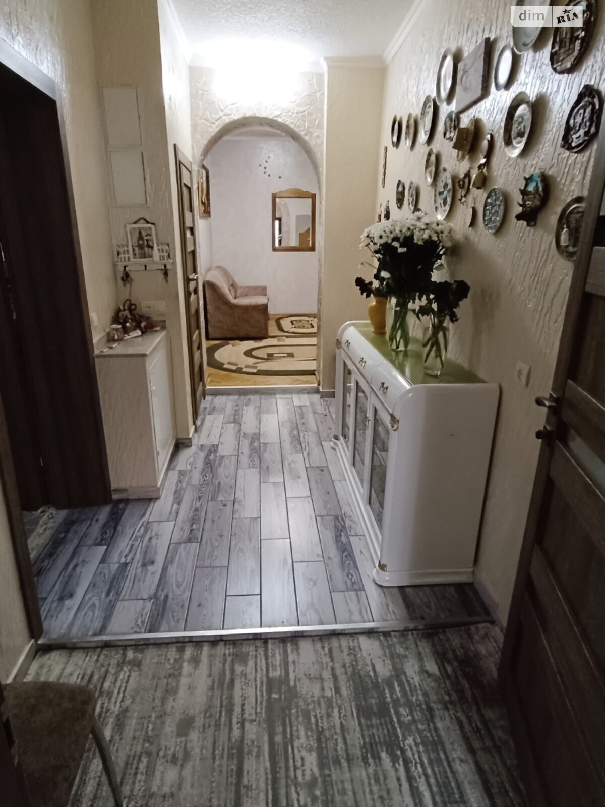 двоповерховий будинок з балконом, 200 кв. м, цегла. Здається помісячно в Чернівцях фото 1