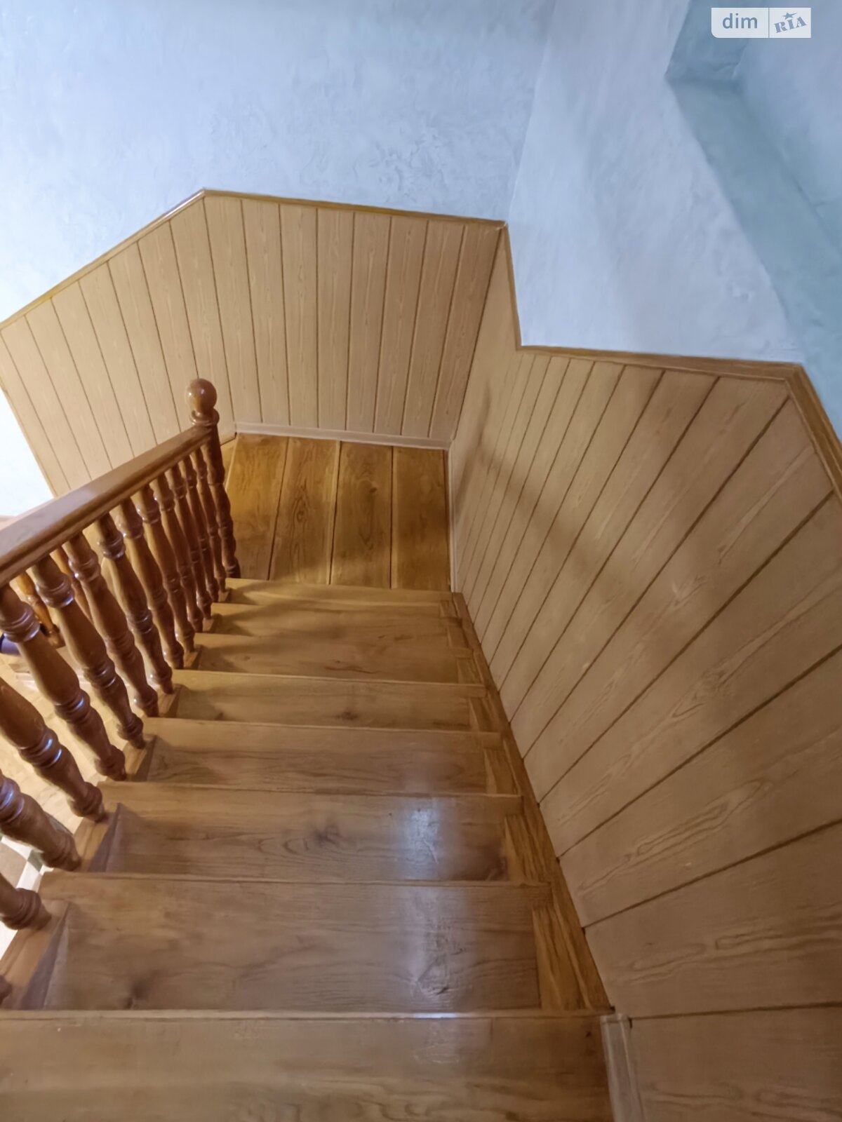 двоповерховий будинок з балконом, 200 кв. м, цегла. Здається помісячно в Чернівцях фото 1