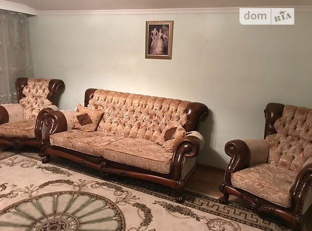двухэтажный дом, 270 кв. м, кирпич. Сдается помесячно в Черновцах, в районе Пригородная зона фото 1 двухэтажный дом, 270 кв. м, кирпич. Сдается помесячно в Черновцах, в районе Пригородная зона фото 1