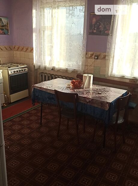 одноэтажный дом, 110 кв. м, кирпич. Сдается помесячно в Черновцах, в районе Роша фото 1 одноэтажный дом, 110 кв. м, кирпич. Сдается помесячно в Черновцах, в районе Роша фото 1