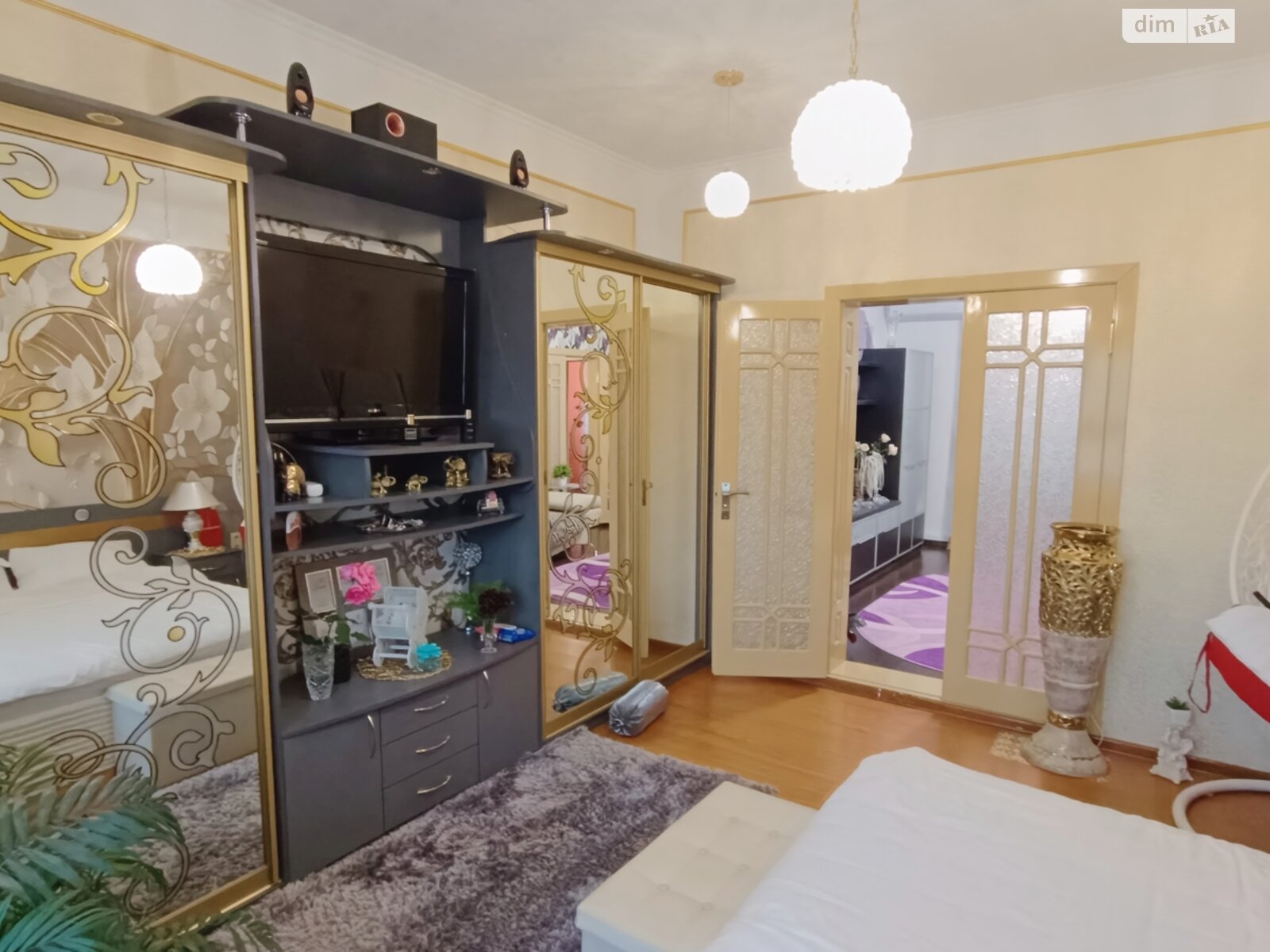 одноповерховий будинок з гаражем, 169.7 кв. м, цегла. Здається помісячно в Чернівцях, в районі Роша фото 1 однопроверховий будинок з гаражем, 169.7 кв. м, цегла. Здається помісячно в Чернівцях, в районі Роша фото 1