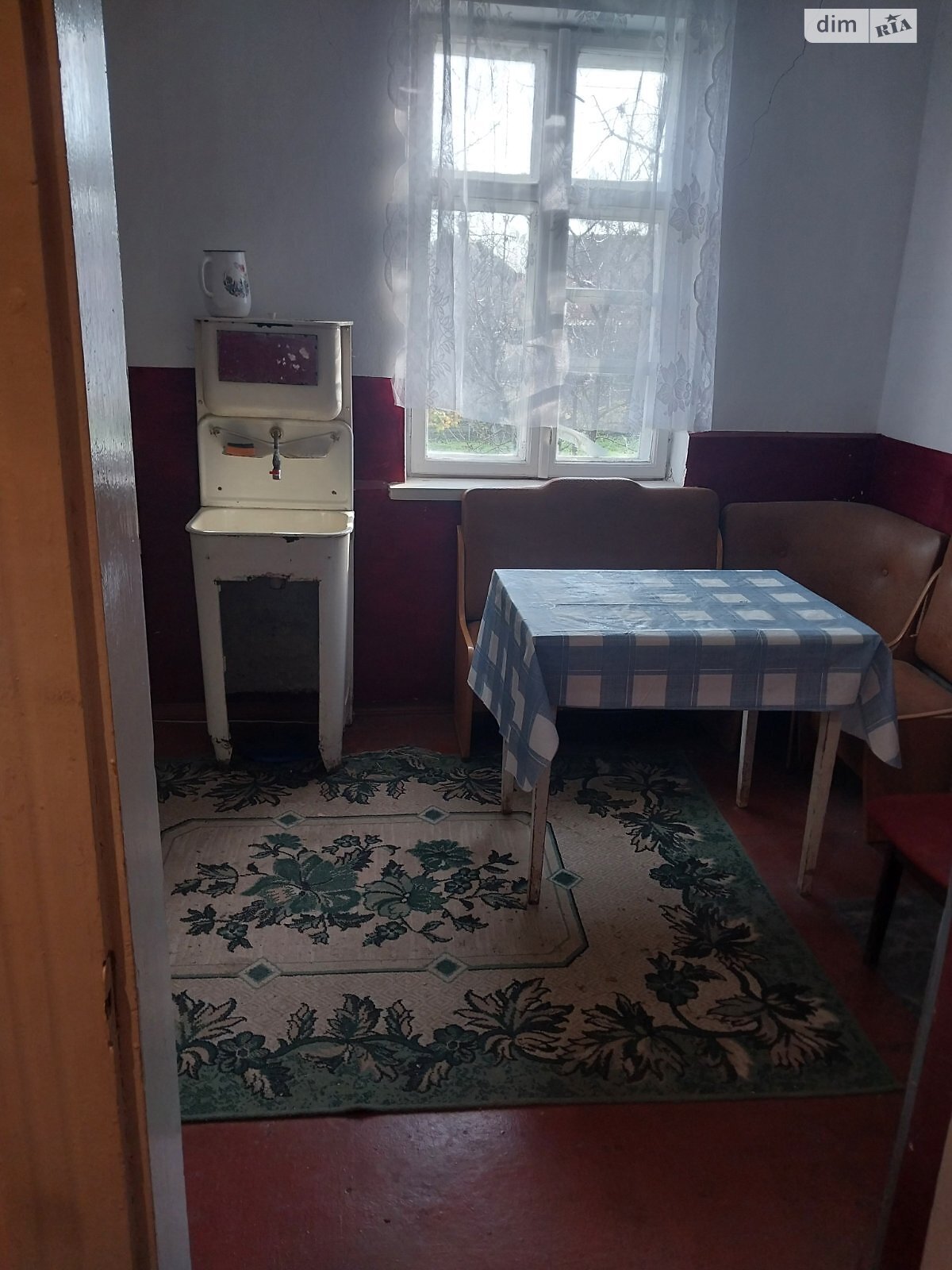 однопроверховий будинок, 70 кв. м, цегла. Здається помісячно в Чернівцях, в районі Роша Стинка фото 1