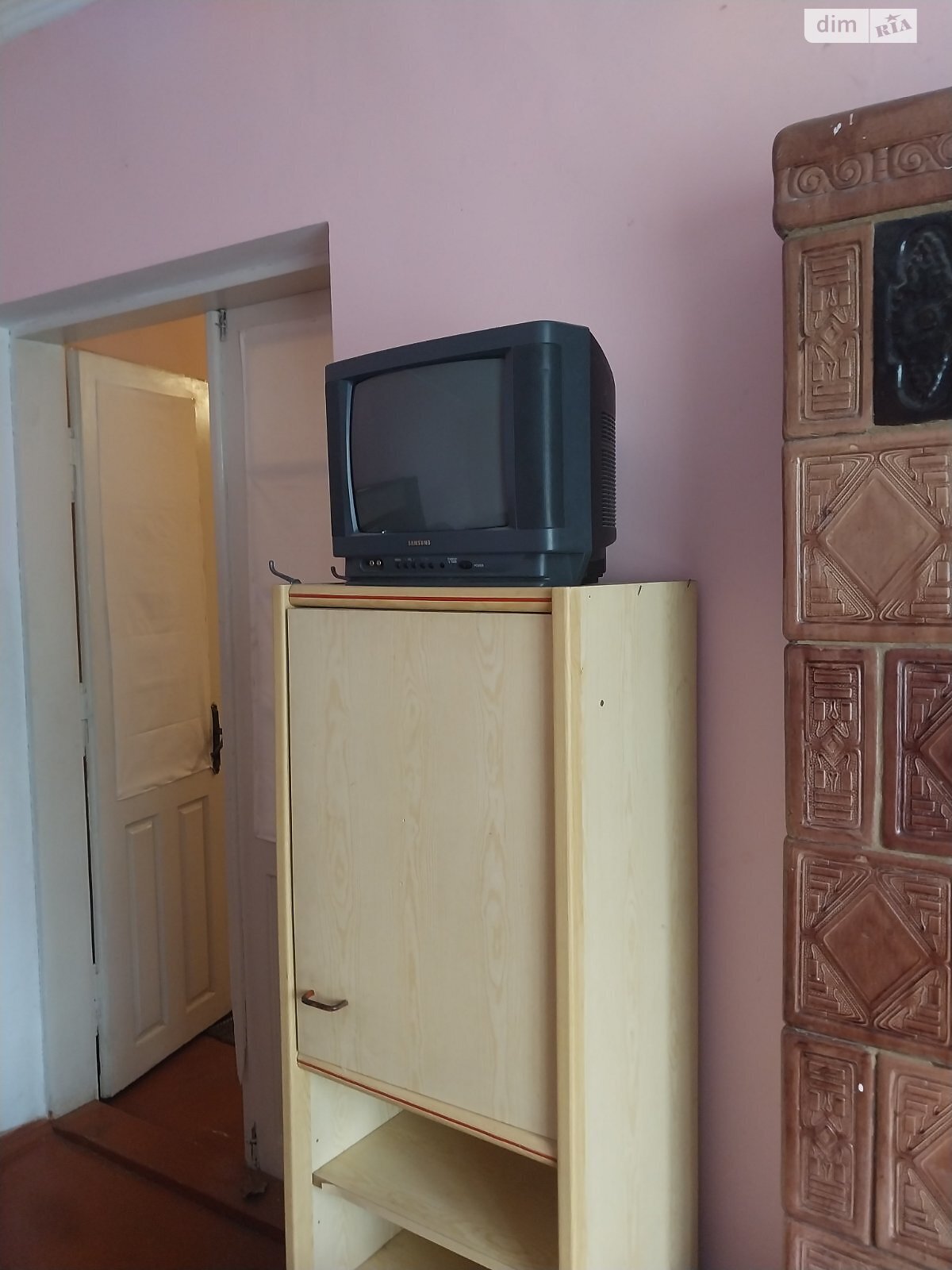 однопроверховий будинок, 70 кв. м, цегла. Здається помісячно в Чернівцях, в районі Роша Стинка фото 1