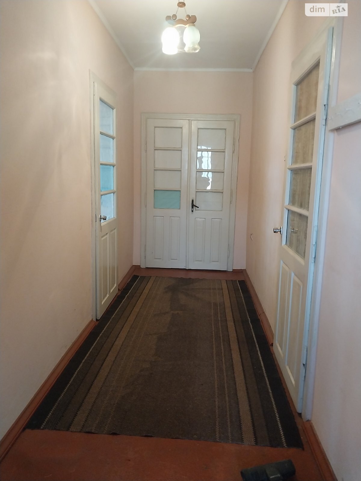 однопроверховий будинок, 70 кв. м, цегла. Здається помісячно в Чернівцях, в районі Роша Стинка фото 1