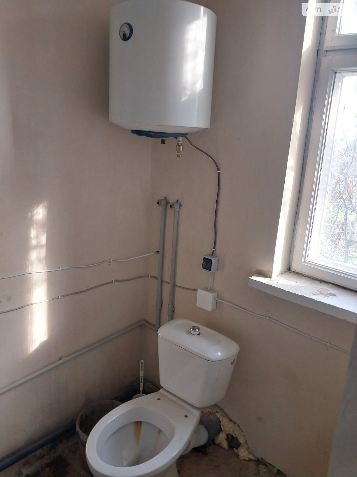 однопроверховий будинок, 70 кв. м, цегла. Здається помісячно в Чернівцях, в районі Роша Стинка фото 1