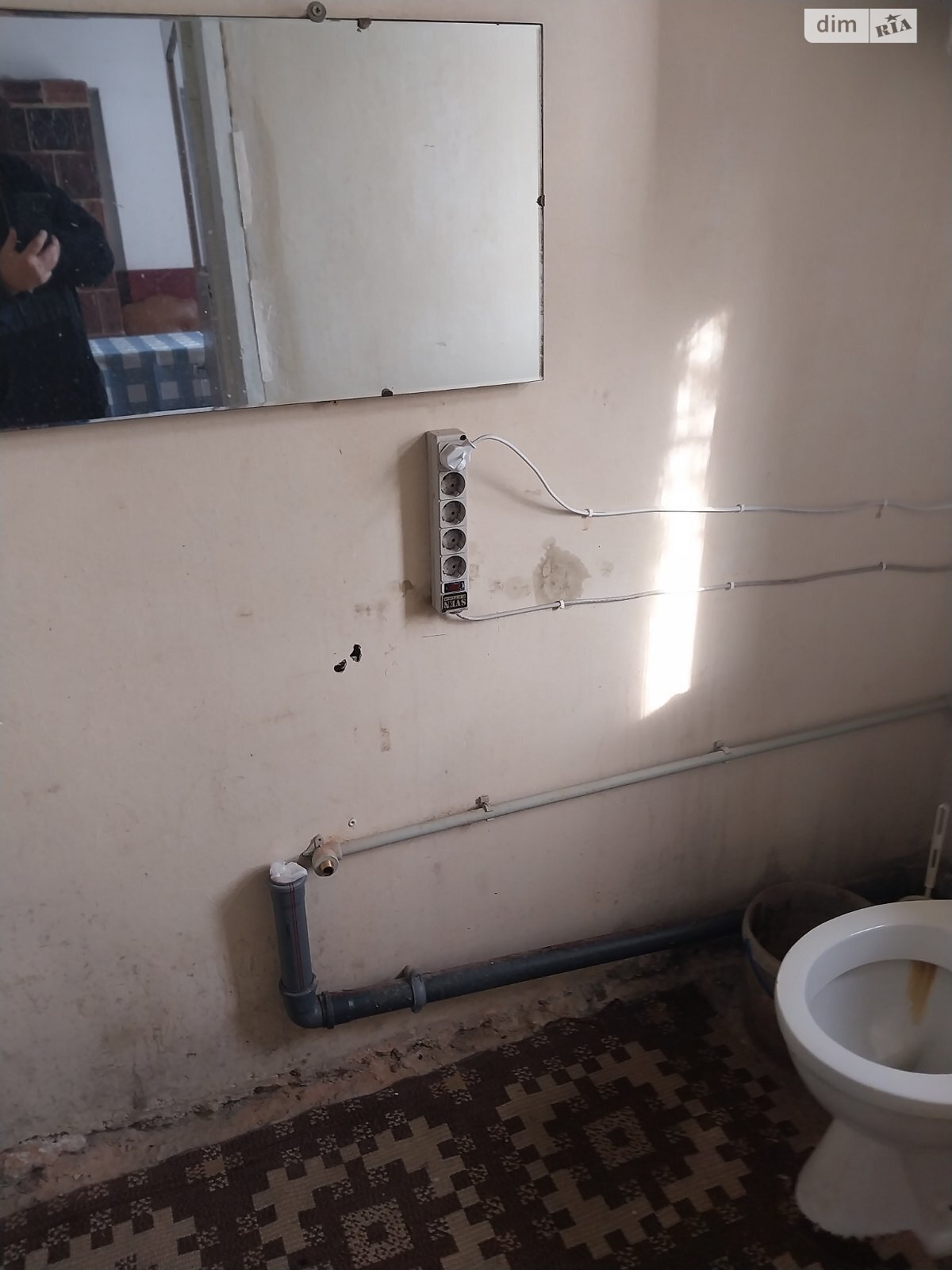 однопроверховий будинок, 70 кв. м, цегла. Здається помісячно в Чернівцях, в районі Роша Стинка фото 1