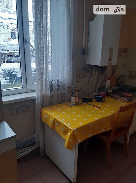 одноэтажный дом с ремонтом, 55 кв. м, кирпич. Сдается помесячно в Черновцах, в районе Роша фото 1 одноэтажный дом с ремонтом, 55 кв. м, кирпич. Сдается помесячно в Черновцах, в районе Роша фото 1