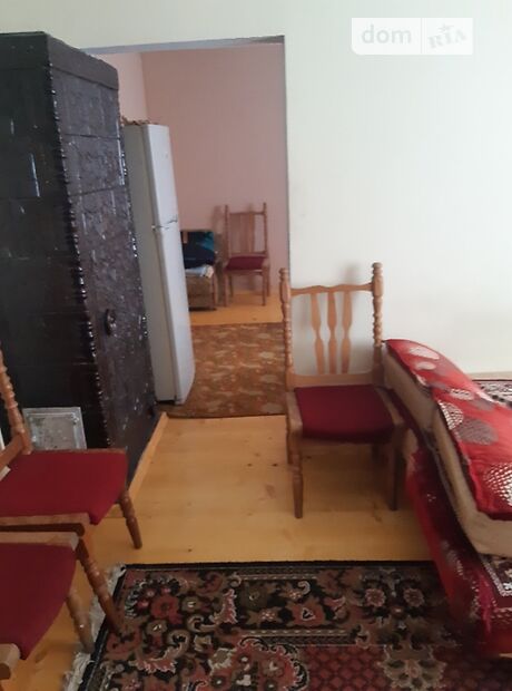 одноэтажный дом с ремонтом, 55 кв. м, кирпич. Сдается помесячно в Черновцах, в районе Роша фото 1 одноэтажный дом с ремонтом, 55 кв. м, кирпич. Сдается помесячно в Черновцах, в районе Роша фото 1