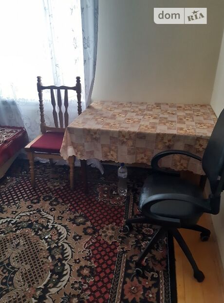 одноэтажный дом с ремонтом, 55 кв. м, кирпич. Сдается помесячно в Черновцах, в районе Роша фото 1 одноэтажный дом с ремонтом, 55 кв. м, кирпич. Сдается помесячно в Черновцах, в районе Роша фото 1