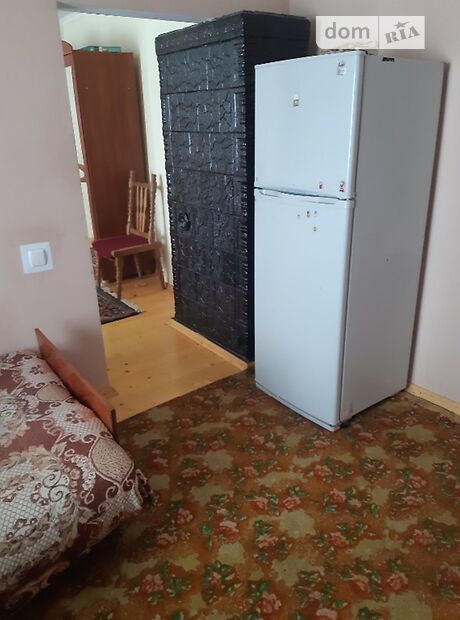 одноэтажный дом с ремонтом, 55 кв. м, кирпич. Сдается помесячно в Черновцах, в районе Роша фото 1 одноэтажный дом с ремонтом, 55 кв. м, кирпич. Сдается помесячно в Черновцах, в районе Роша фото 1