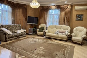 трехэтажный дом с балконом, 250 кв. м, кирпич. Сдается помесячно в Черновцах, в районе Садгорский фото 2