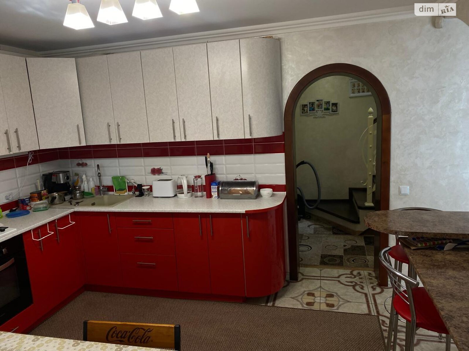 двопроверховий будинок з гаражем, 120 кв. м, цегла. Здається помісячно в Чернівцях, в районі Садгірський фото 1