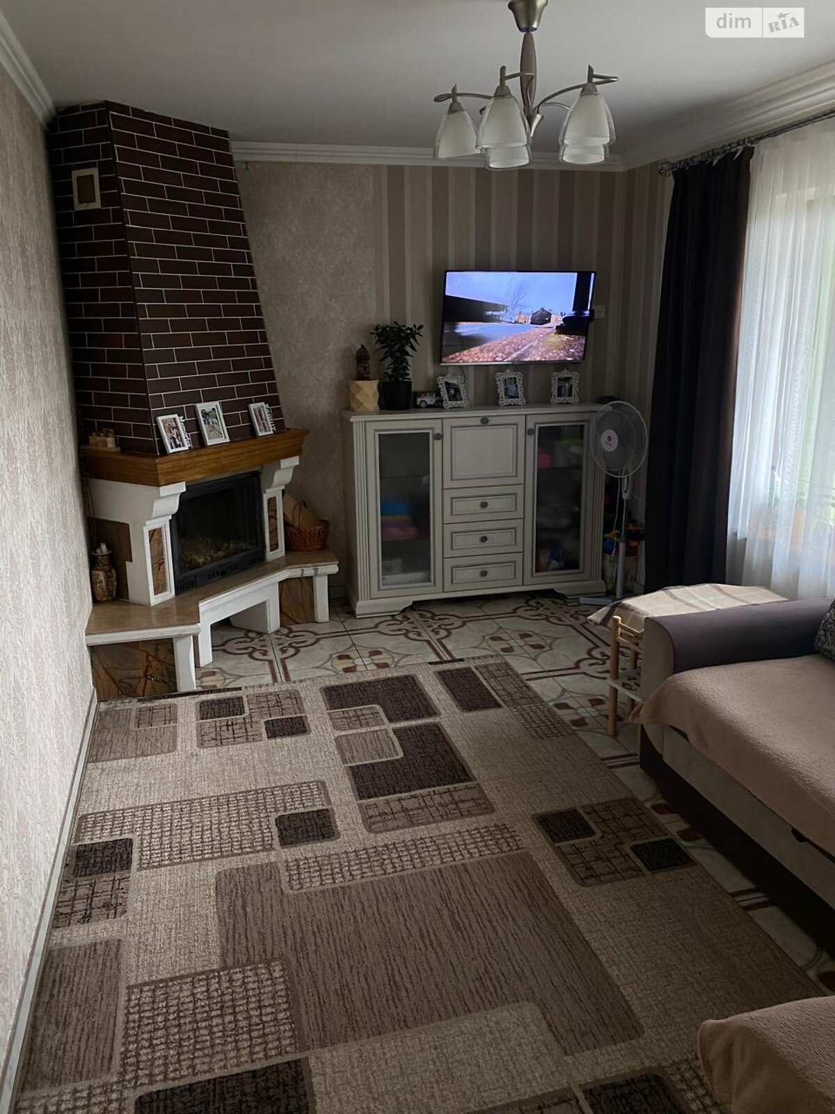 двопроверховий будинок з гаражем, 120 кв. м, цегла. Здається помісячно в Чернівцях, в районі Садгірський фото 1