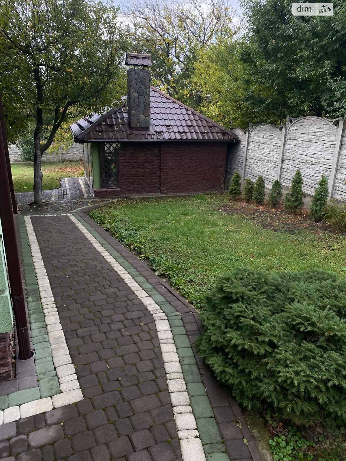 двопроверховий будинок з гаражем, 120 кв. м, цегла. Здається помісячно в Чернівцях, в районі Садгірський фото 1