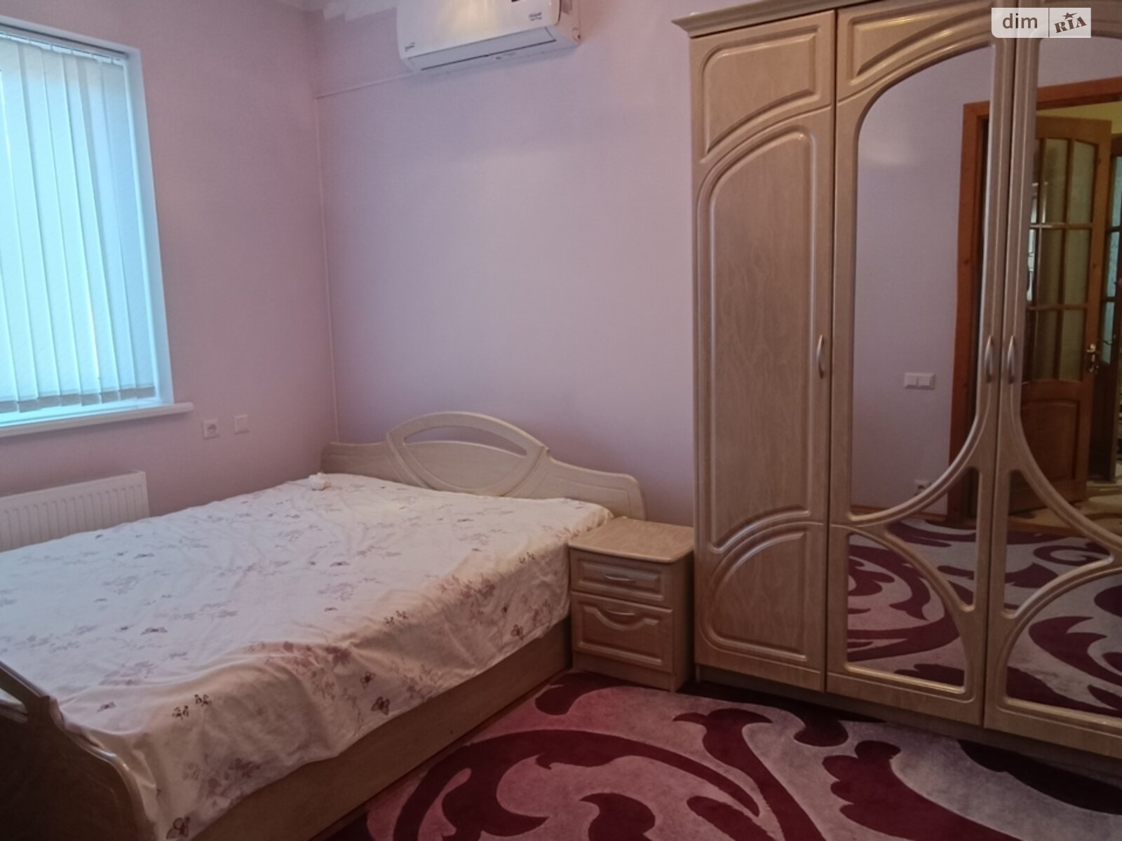 двухэтажный дом, 125 кв. м, кирпич. Сдается помесячно в Черновцах, в районе Садгорский фото 1 двухэтажный дом, 125 кв. м, кирпич. Сдается помесячно в Черновцах, в районе Садгорский фото 1