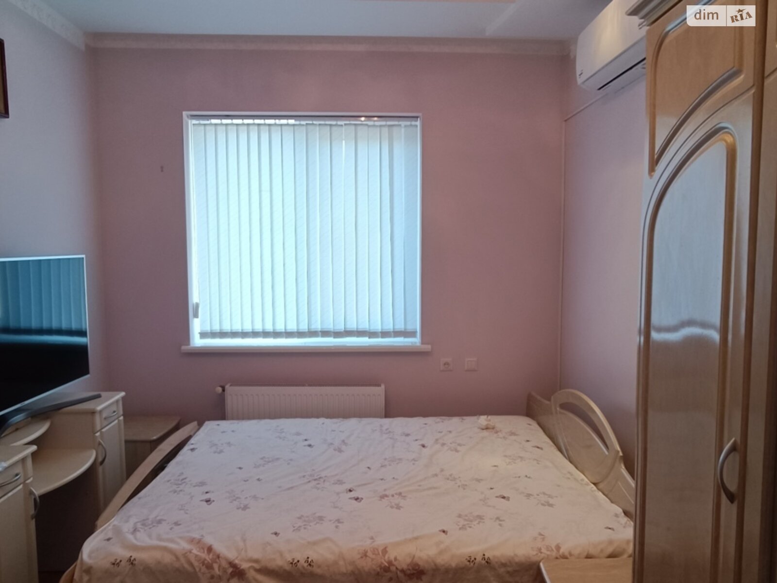двухэтажный дом, 125 кв. м, кирпич. Сдается помесячно в Черновцах, в районе Садгорский фото 1 двухэтажный дом, 125 кв. м, кирпич. Сдается помесячно в Черновцах, в районе Садгорский фото 1