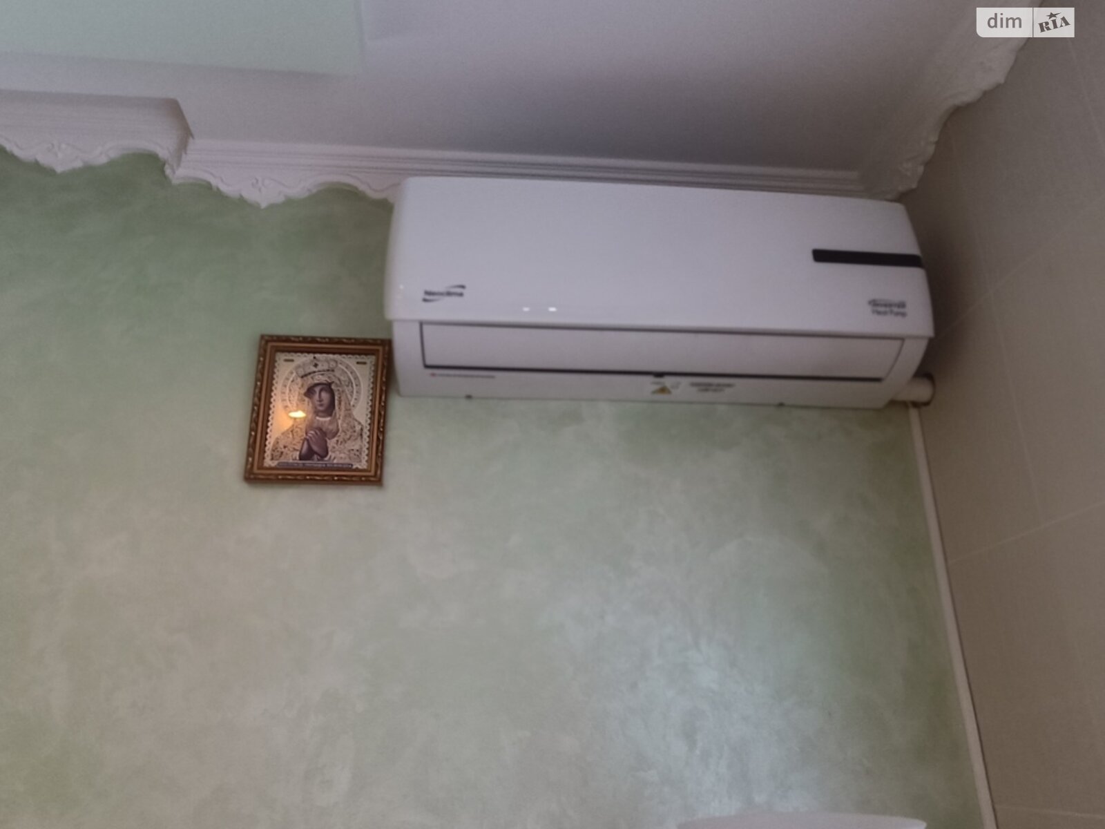 двухэтажный дом, 125 кв. м, кирпич. Сдается помесячно в Черновцах, в районе Садгорский фото 1 двухэтажный дом, 125 кв. м, кирпич. Сдается помесячно в Черновцах, в районе Садгорский фото 1