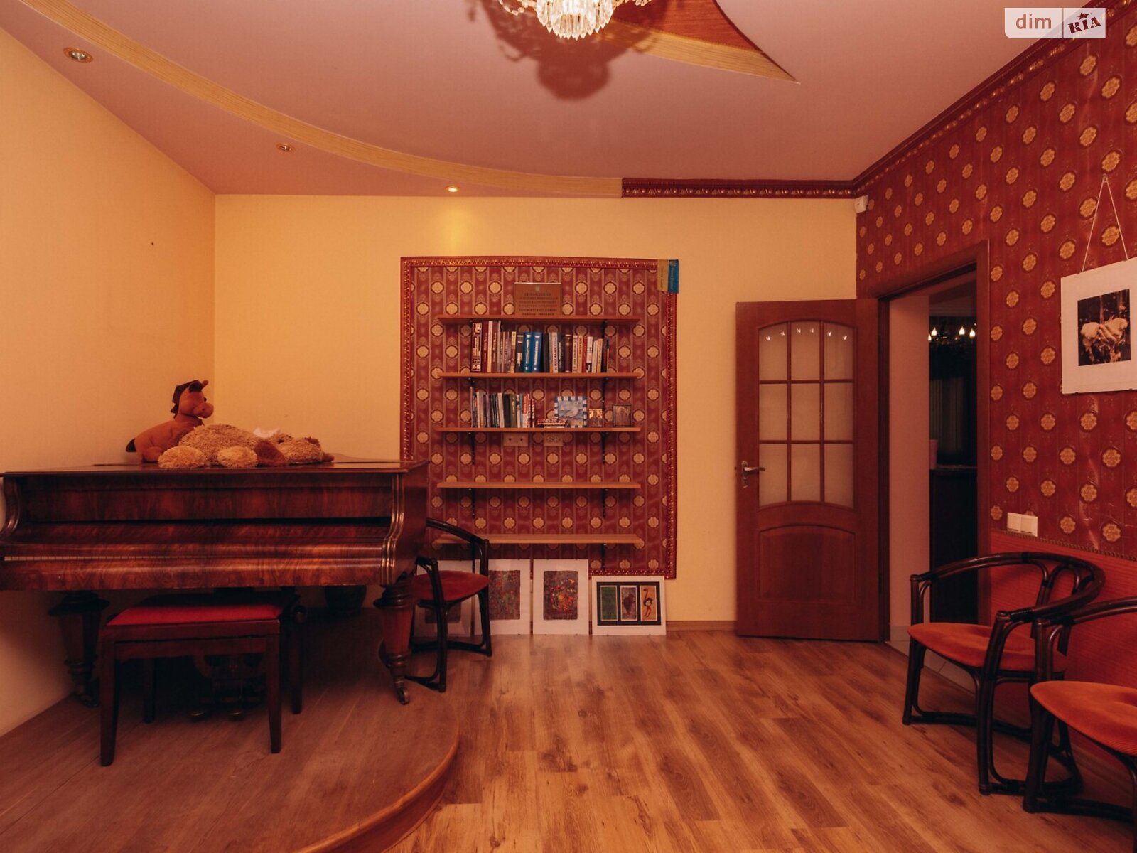 двопроверховий будинок, 160 кв. м, цегла. Здається помісячно в Чернівцях, в районі Шевченківський фото 1