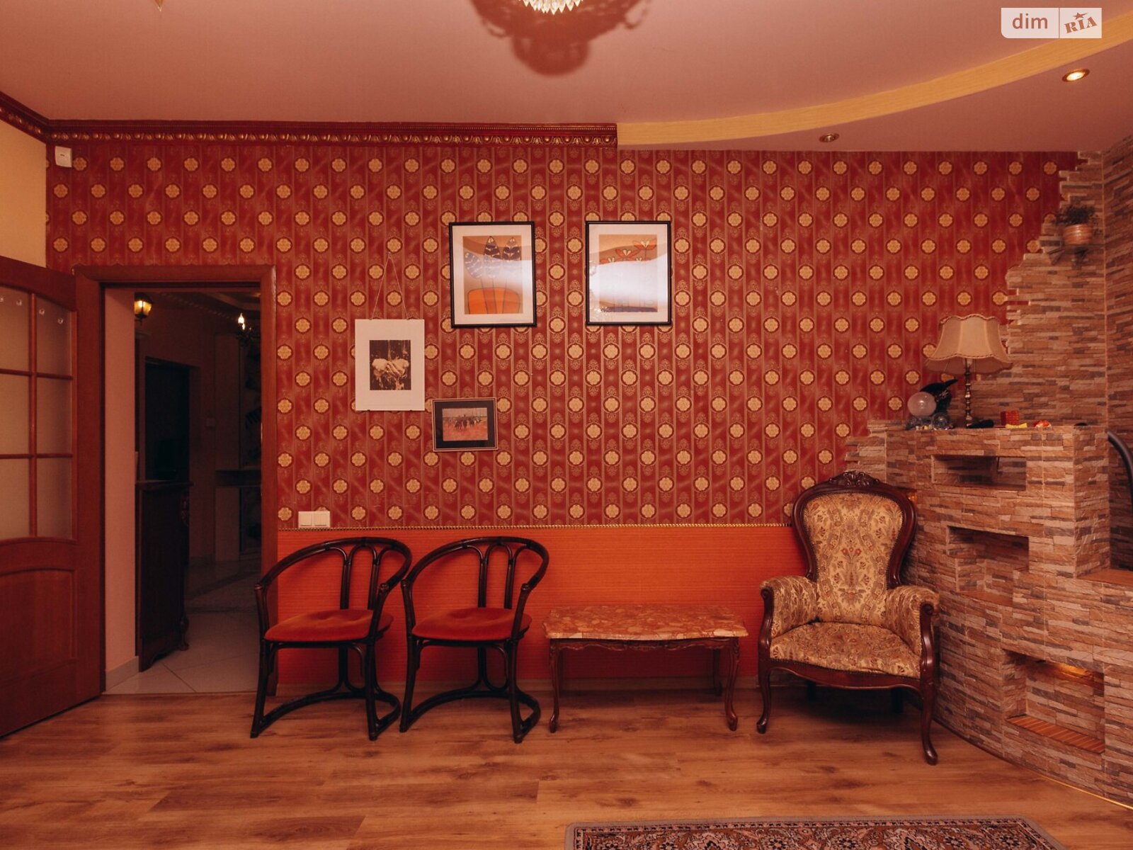 двопроверховий будинок, 160 кв. м, цегла. Здається помісячно в Чернівцях, в районі Шевченківський фото 1