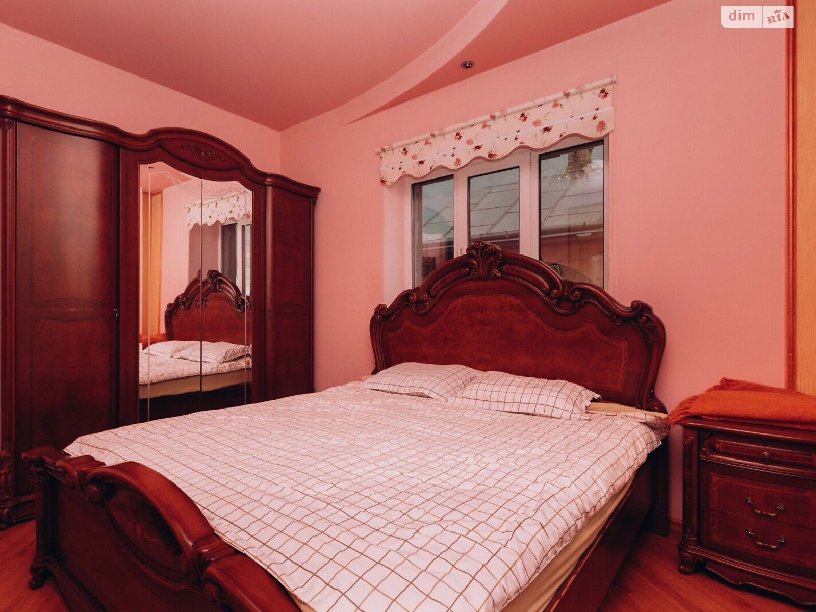 двопроверховий будинок, 160 кв. м, цегла. Здається помісячно в Чернівцях, в районі Шевченківський фото 1