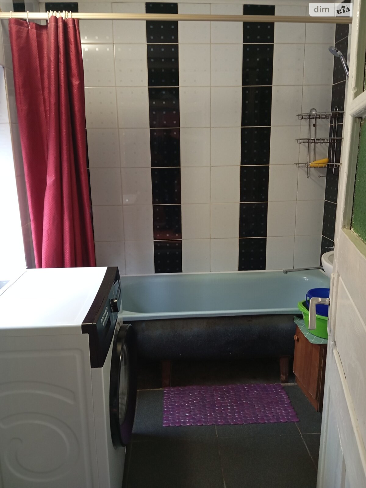 одноэтажный дом, 60 кв. м, кирпич. Сдается помесячно в Черновцах, в районе Шевченковский фото 1 одноэтажный дом, 60 кв. м, кирпич. Сдается помесячно в Черновцах, в районе Шевченковский фото 1