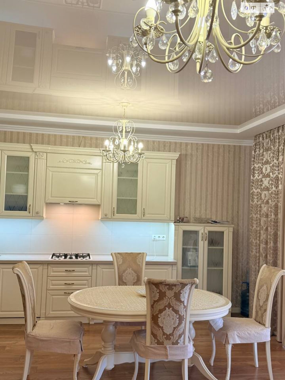 двопроверховий будинок з балконом, 167 кв. м, цегла. Здається помісячно в Чернівцях, в районі Шевченківський фото 1