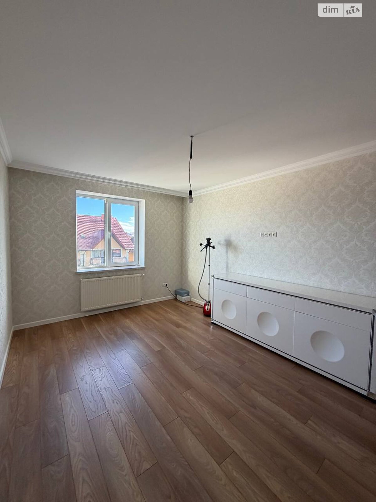 двопроверховий будинок з балконом, 167 кв. м, цегла. Здається помісячно в Чернівцях, в районі Шевченківський фото 1