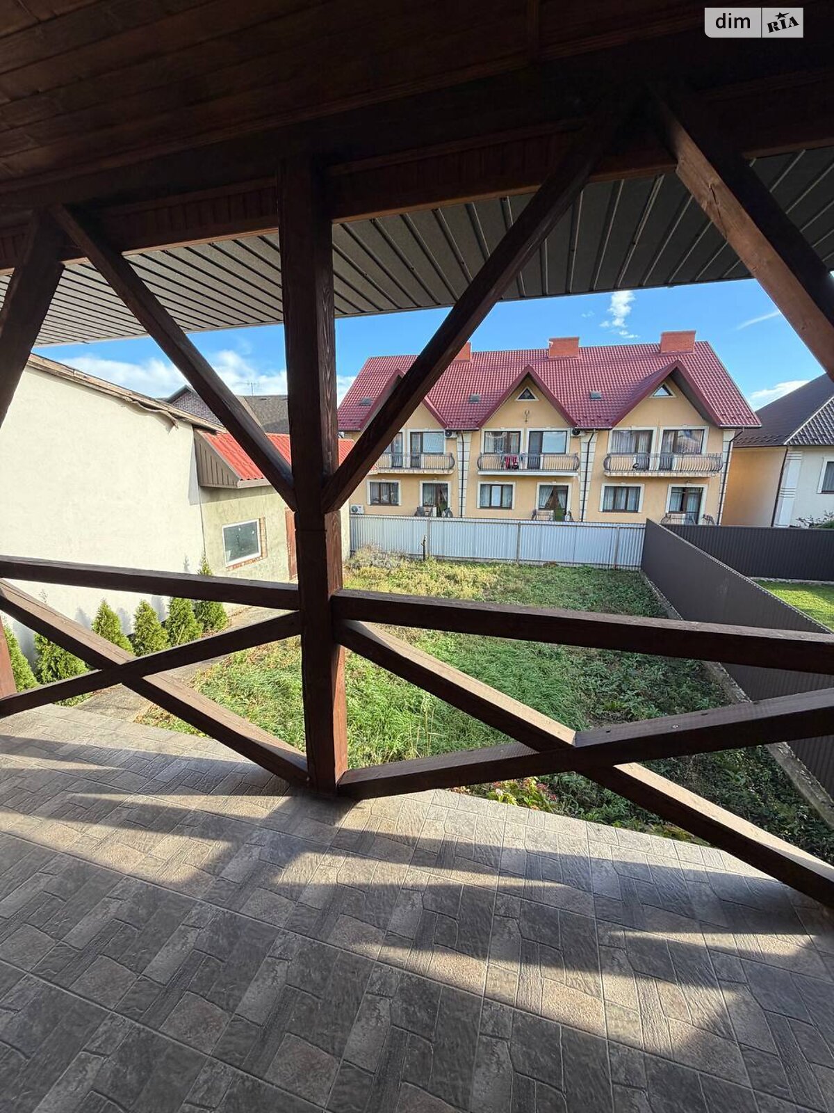 двопроверховий будинок з балконом, 167 кв. м, цегла. Здається помісячно в Чернівцях, в районі Шевченківський фото 1