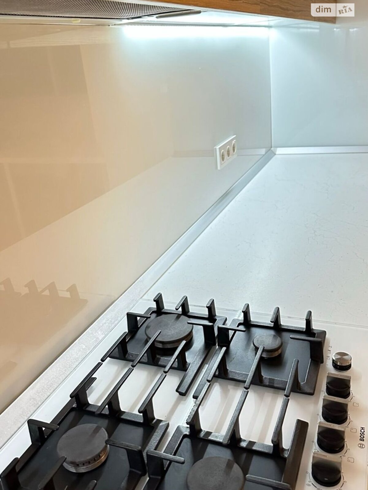 дев’ятипроверховий будинок, 150 кв. м, цегла. Здається помісячно в Чернівцях, в районі Шевченківський фото 1