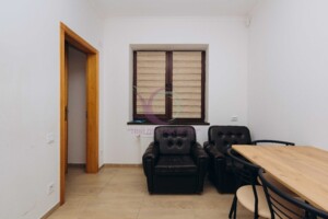 двухэтажный дом с мебелью, 114 кв. м, кирпич. Сдается помесячно в Черновцах, в районе Центр фото 2