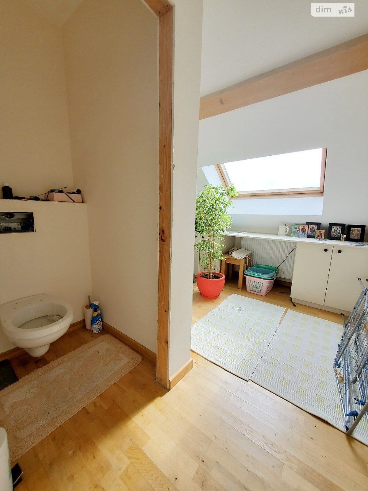 двухэтажный дом с гаражом, 130 кв. м, кирпич. Сдается помесячно в Черновцах фото 1