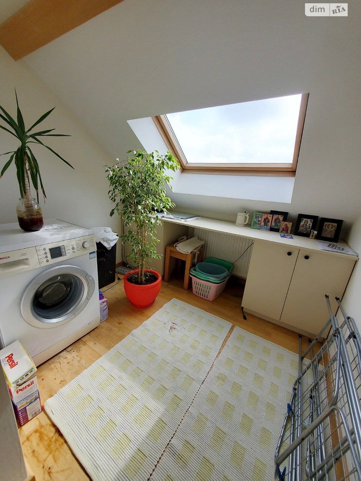 двухэтажный дом с гаражом, 130 кв. м, кирпич. Сдается помесячно в Черновцах фото 1