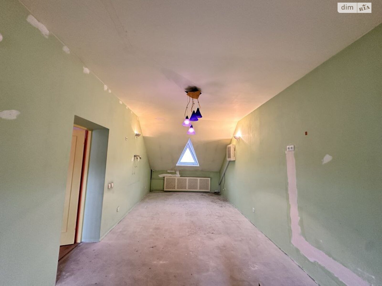 трехэтажный дом с гаражом, 536 кв. м, кирпич. Сдается помесячно в Днепре, в районе 1 мая фото 1