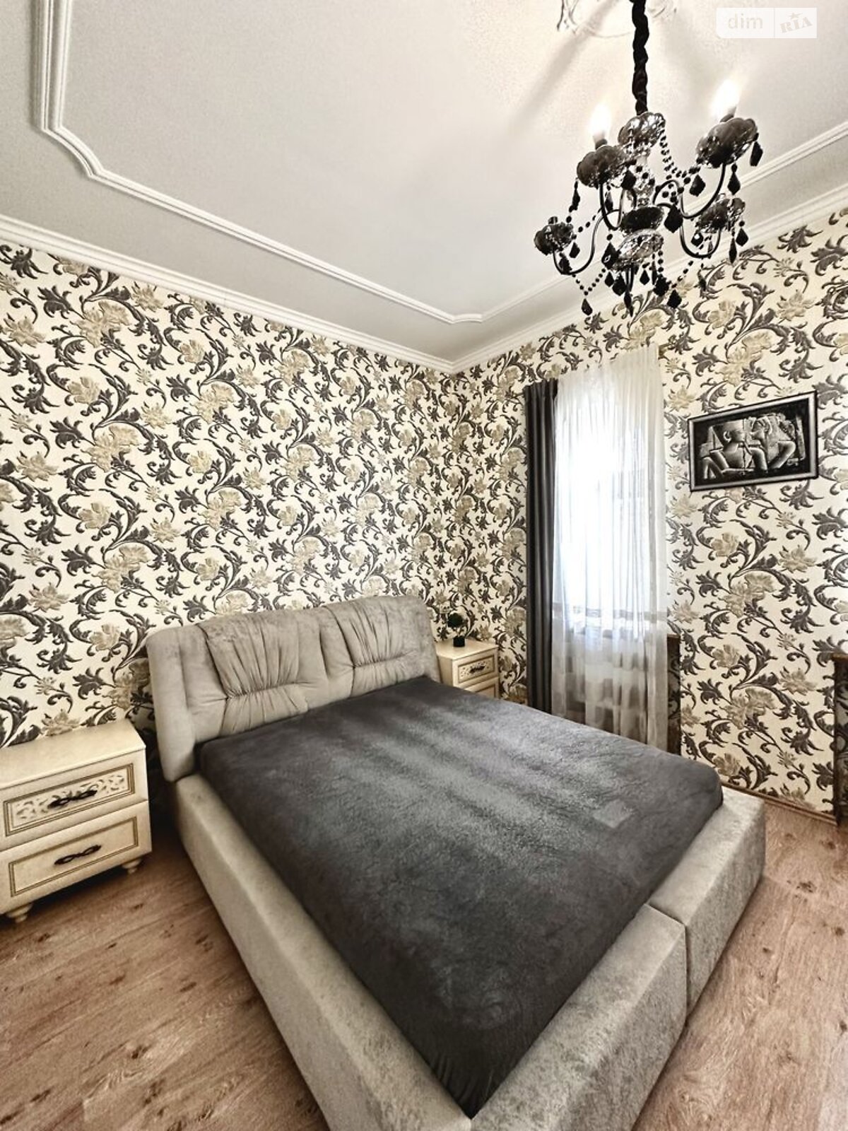 трехэтажный дом с верандой, 230 кв. м, кирпич. Сдается помесячно в Днепре, в районе 1 мая фото 1 трехэтажный дом с верандой, 230 кв. м, кирпич. Сдается помесячно в Днепре, в районе 1 мая фото 1
