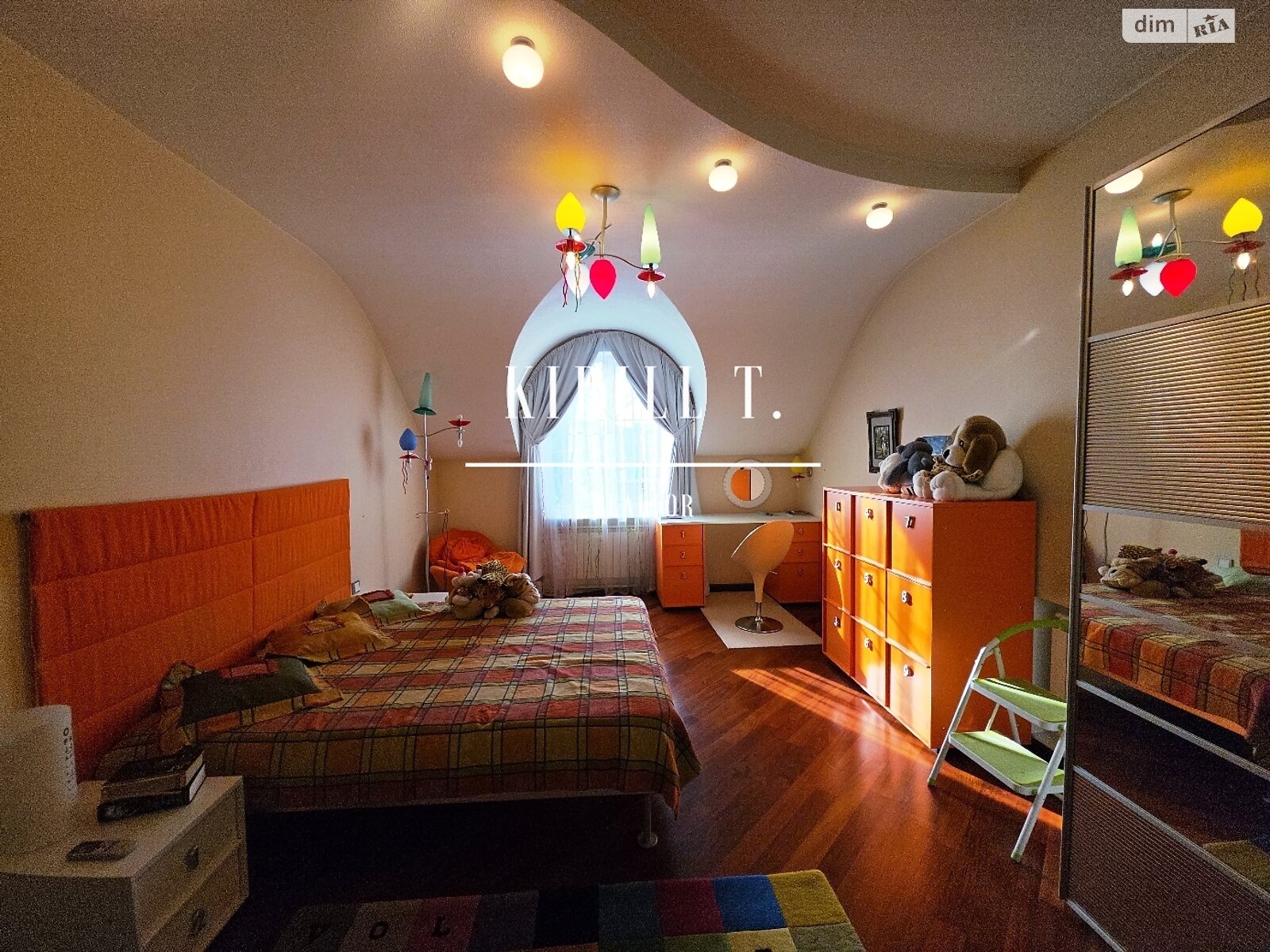 двухэтажный дом с верандой, 380 кв. м, кирпич. Сдается помесячно в Днепре, в районе 1 мая фото 1